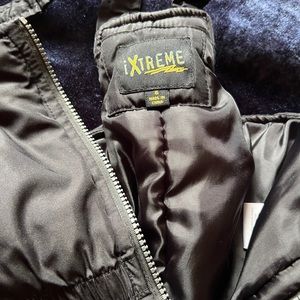 Black snow pants, boys size 6